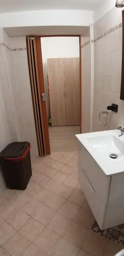 Marianna Casa Vacanza Azzate Ngoại thất bức ảnh