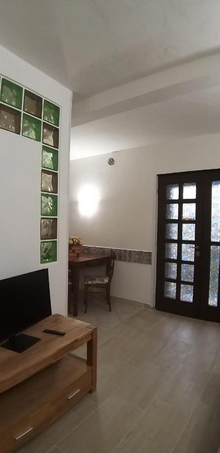 Marianna Casa Vacanza Azzate Ngoại thất bức ảnh
