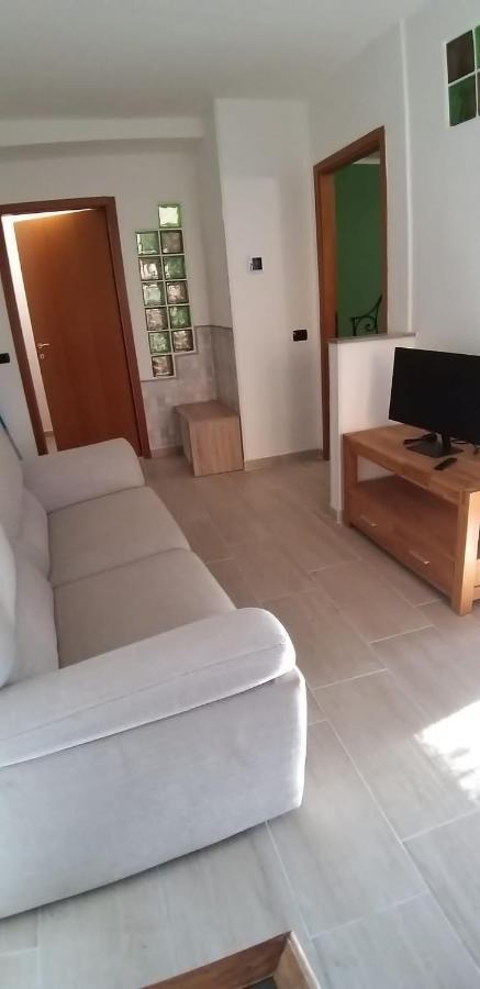 Marianna Casa Vacanza Azzate Ngoại thất bức ảnh